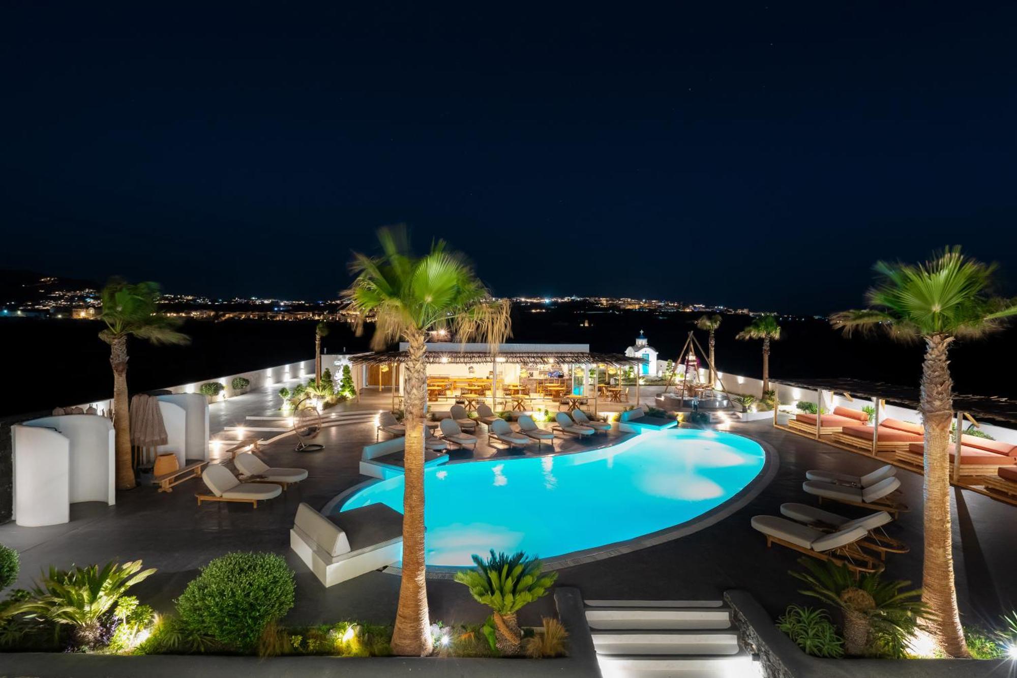 Amethyst Luxury Suites Oia Exterior photo