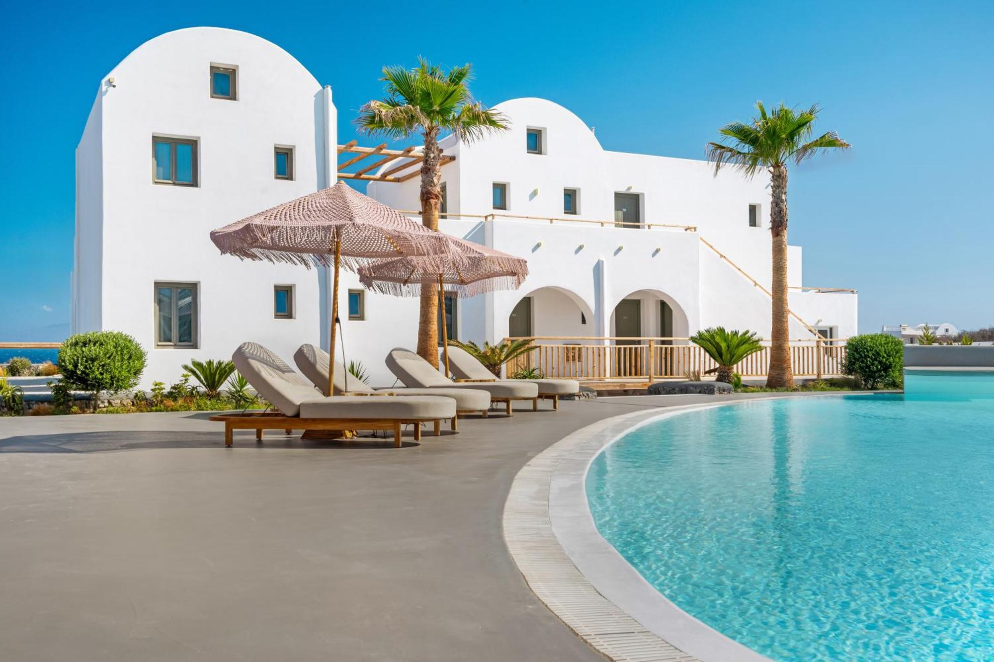 Amethyst Luxury Suites Oia Exterior photo
